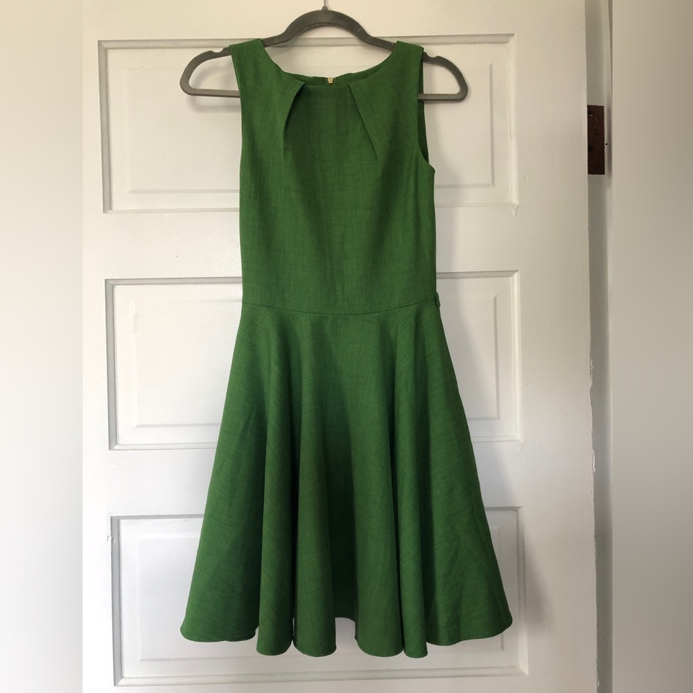Green dress with pockets from ModCloth size 2/4